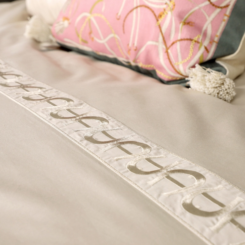 Pościel Aigner Palace Linen – luksusowa beżowa pościel | JMB Design