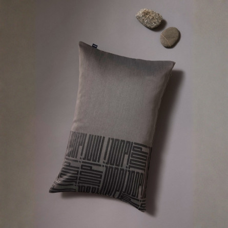 Poduszka JOOP! Fine Bars Taupe 40x60 – elegancka poduszka | JMB Design Poduszka JOOP! Fine Bars Taupe 40x60 – elegancka poduszka | JMB Design