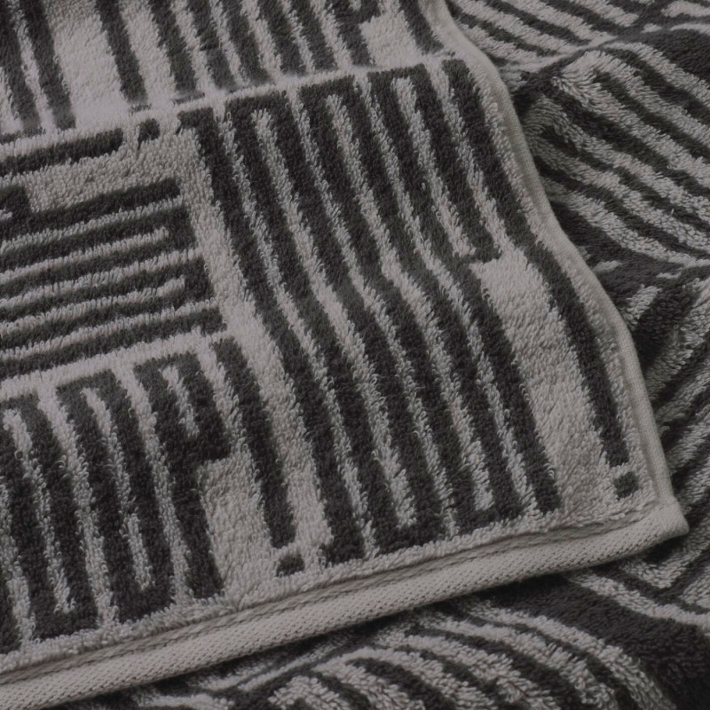Ręcznik JOOP! Bars Allover Grey – bawełna premium