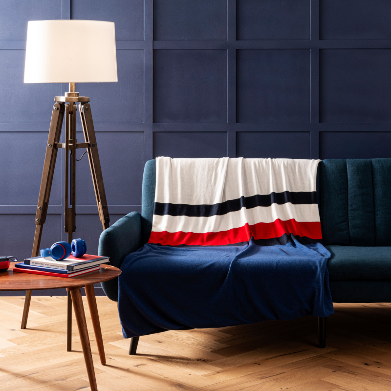 Pled dzianinowy Tommy Hilfiger Essential TW06601 Pled dzianinowy Tommy Hilfiger Essential TW06601