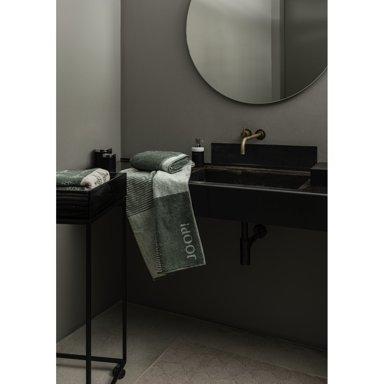 Ręcznik JOOP! Divided Doubleface Salbei 1704/44