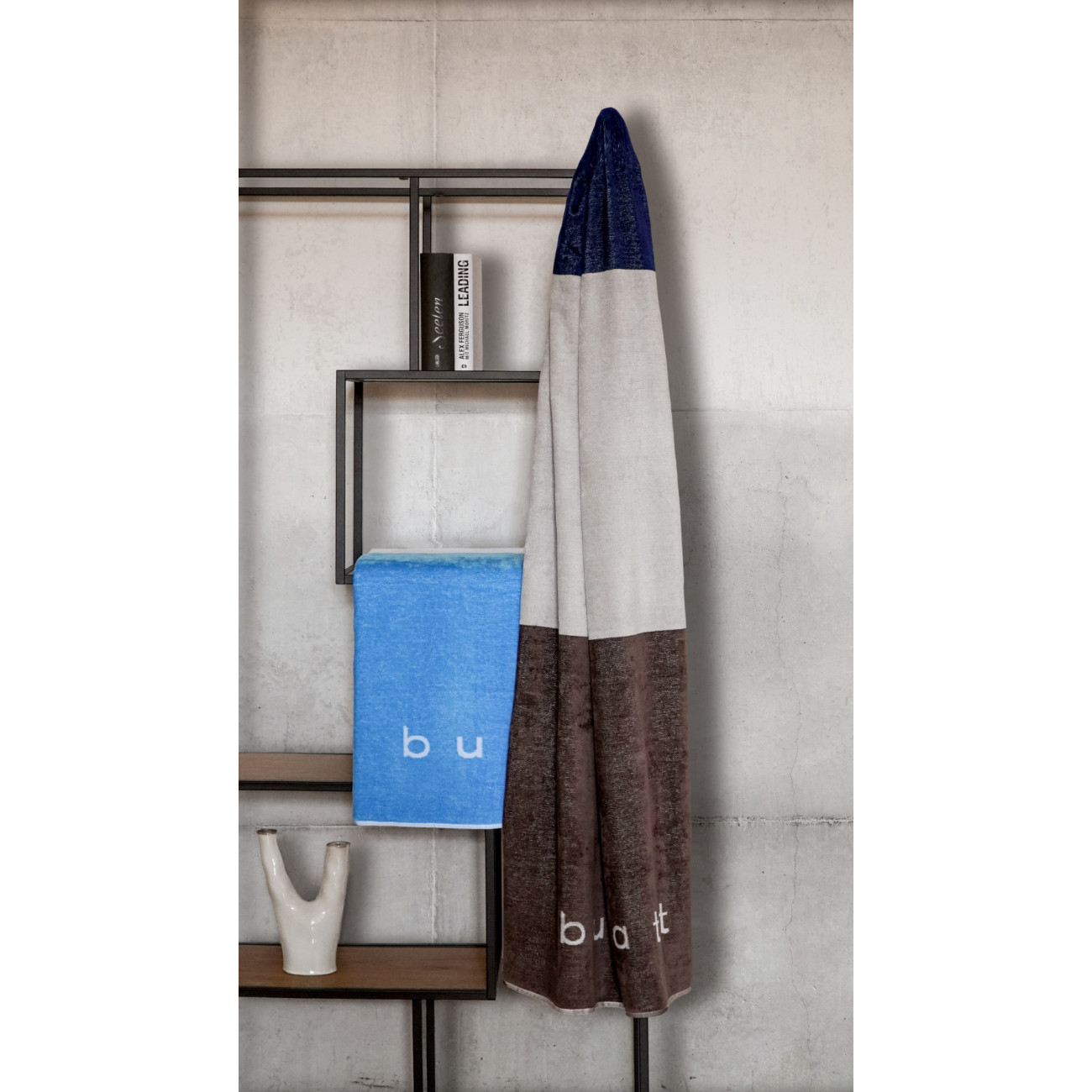Ręcznik plażowy Bugatti Tropea 0001 Blue Moon | JMB Design