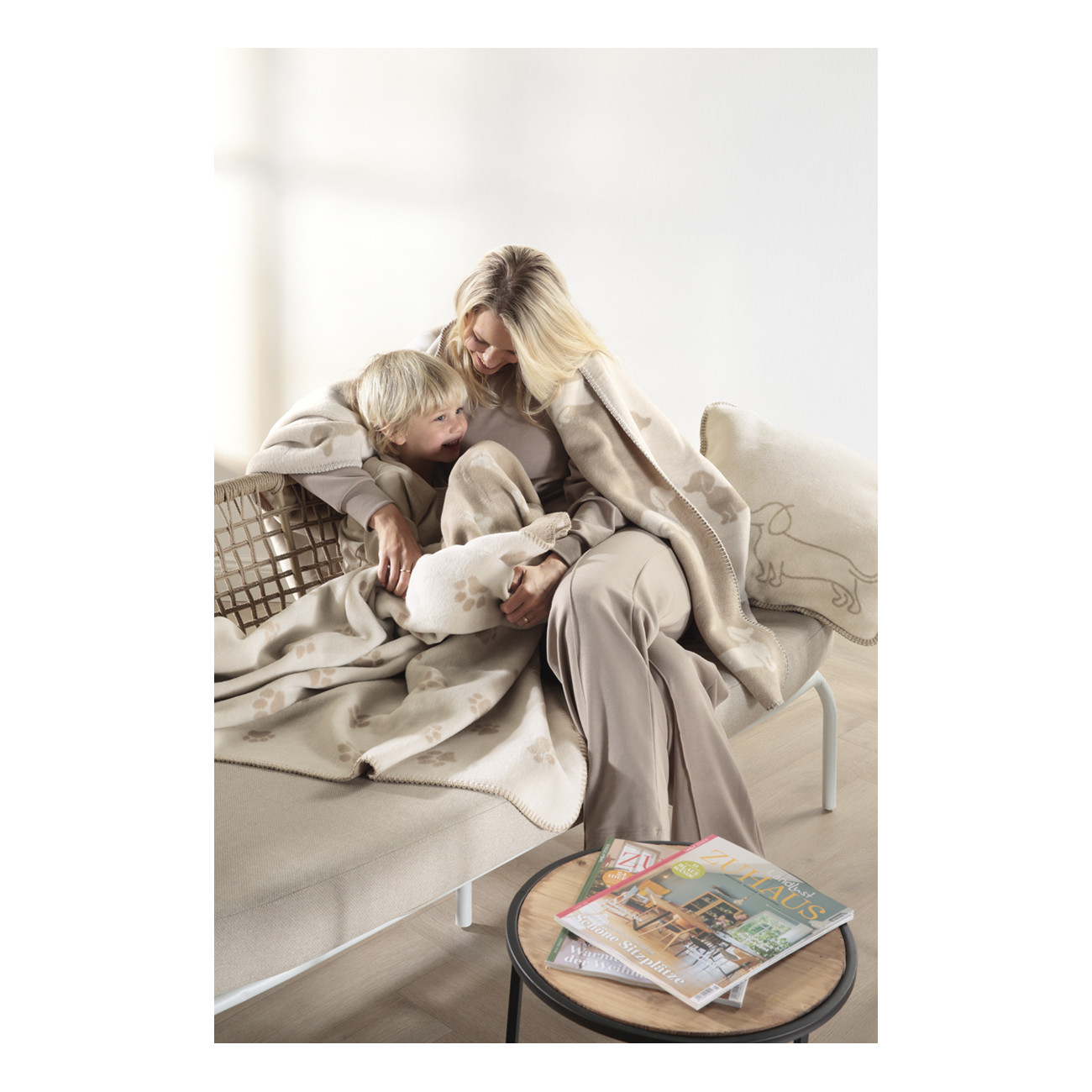 Poduszka Cawö We Love Dogs - styl i komfort | JMB Design